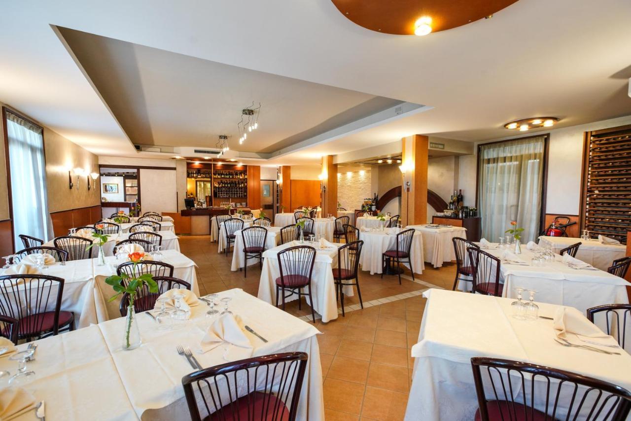 Hotel Murgia Santeramo in Colle Exterior photo