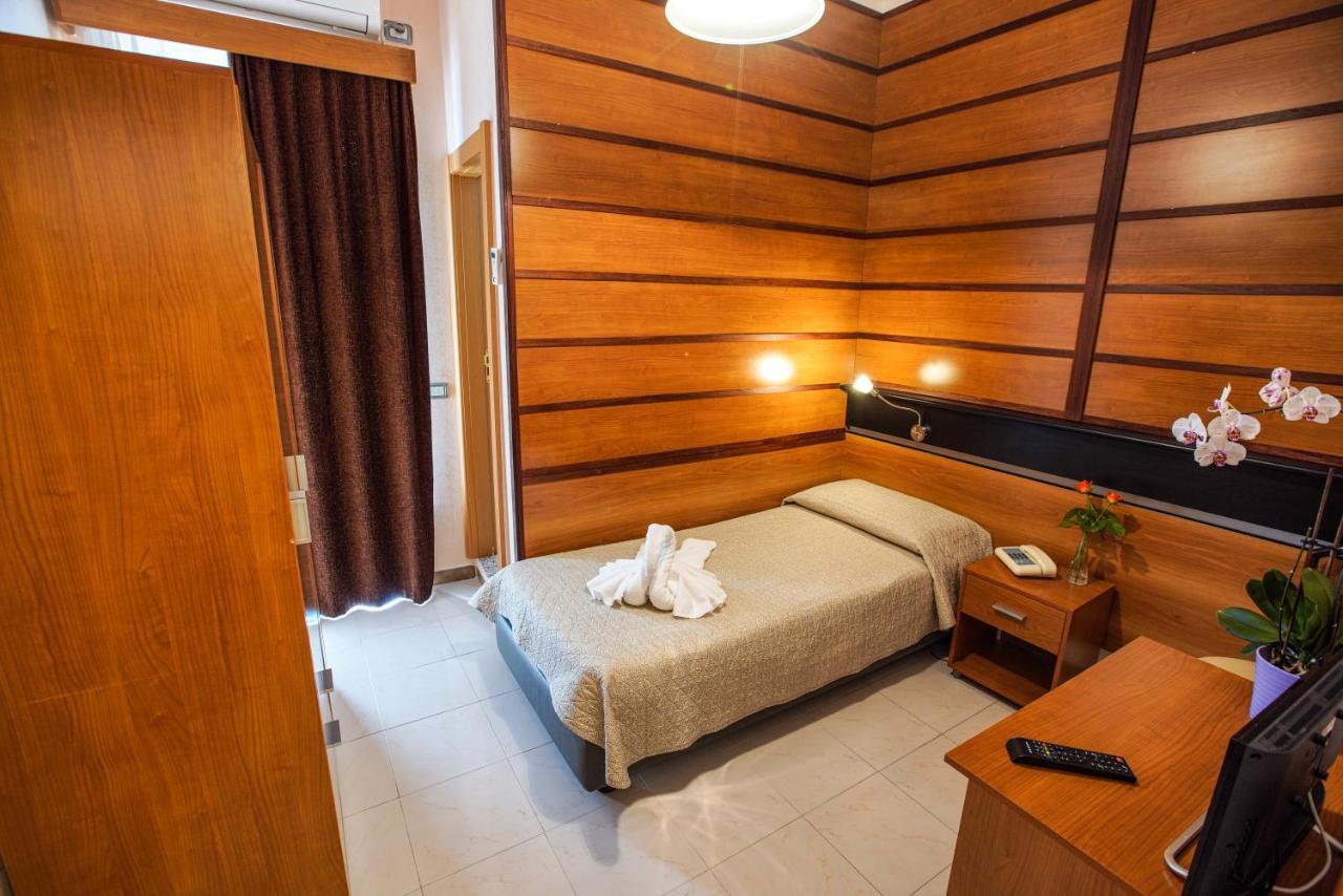 Hotel Murgia Santeramo in Colle Exterior photo